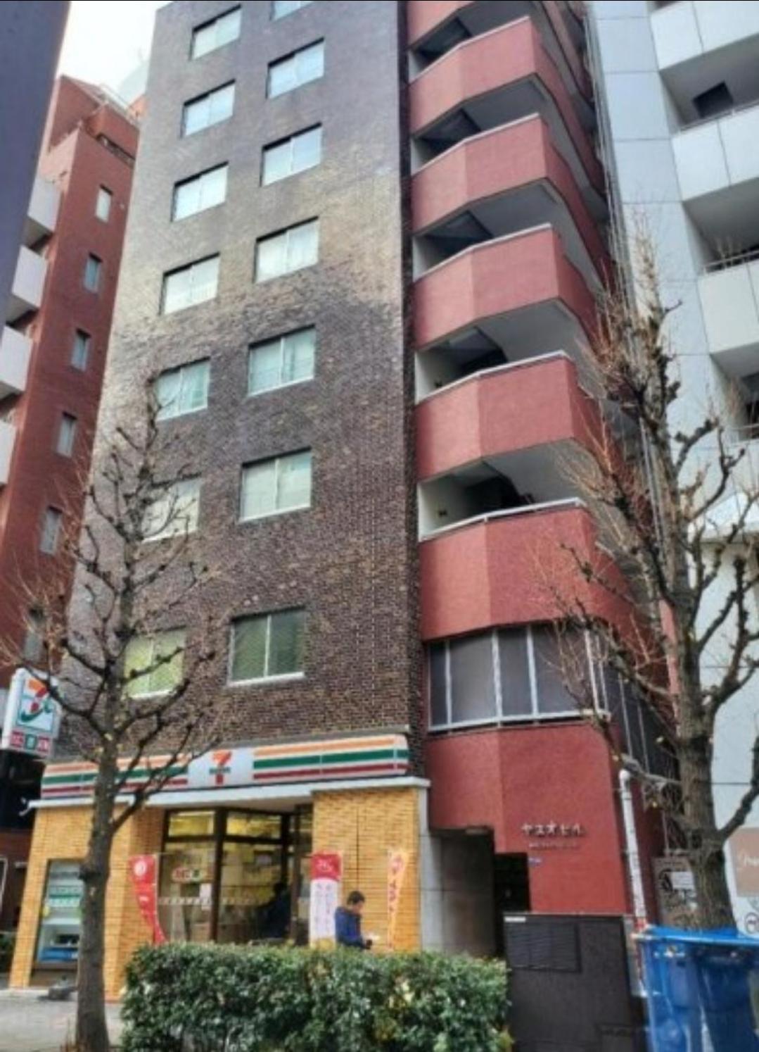 歌舞伎町704 — Photos 1